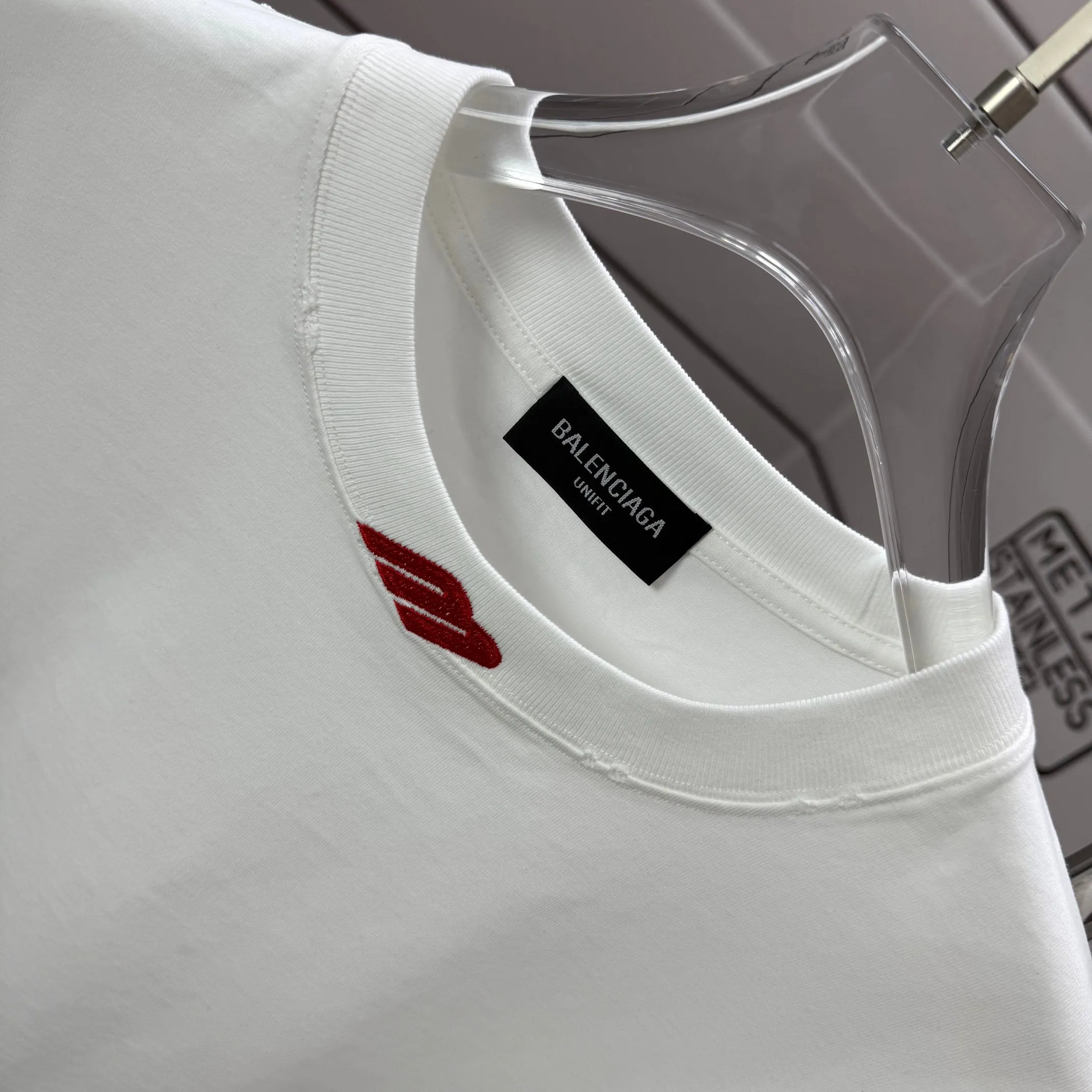 # * Balenciag*2026 New Arrival 320 tee Same Style : Size :S M L XL XXL Size： S （90-130 ） M （120-150 ） L （140-165 ） XL （160-180 ） XXL （180-210 ）